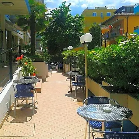 Hotel Universo