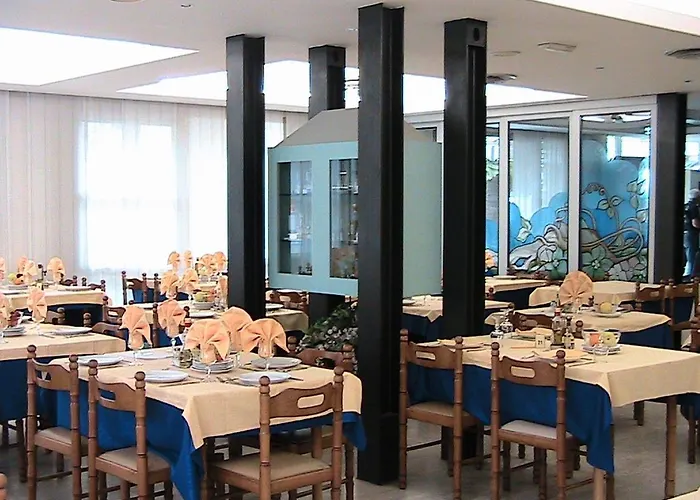 Hotel Universo